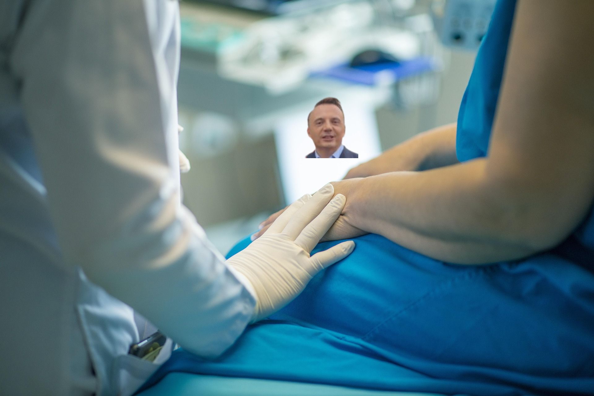 Gibała obiecuje nieśmiertelność i truskawkowe cukierki na raka. Wystarczy Karta Krakowska!
