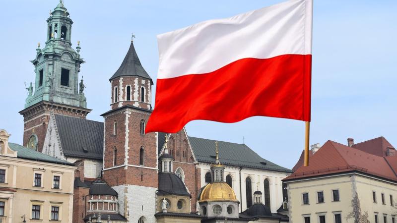 Działacze PiS zlekceważyli Barbarę Nowak i przyszli na Wawel mimo wezwania do bojkotu