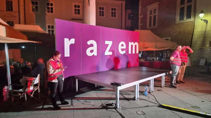 Owca z Zandbergiem łamią zakaz na Grodzkiej, a straż miejska przyjeżdża... następnego dnia!