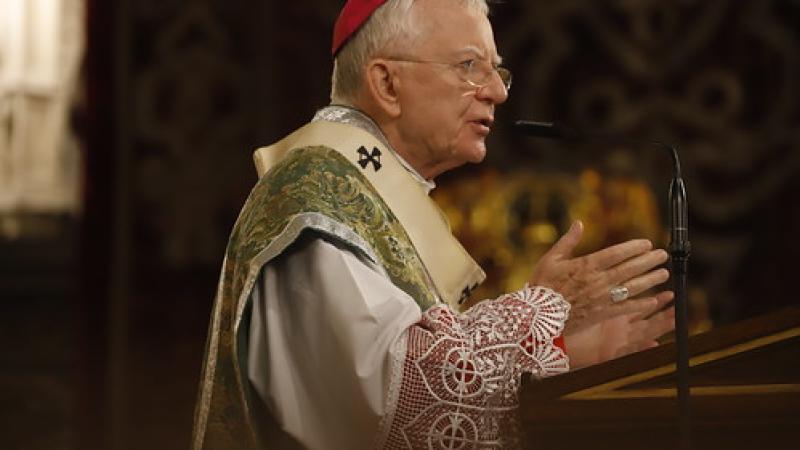 „To naprawdę jest zły człowiek”. Głośna książka o Jędraszewskim