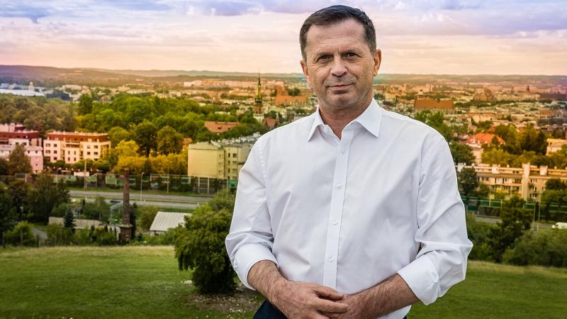 Strzeż nas Boże od przyjaciół. Czy wiceprezydent Mazur wytrwa do końca kadencji?