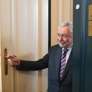 Majchrowski: „Gibała chce wejść do gabinetu prezydenta tylnymi drzwiami” [WYWIAD]