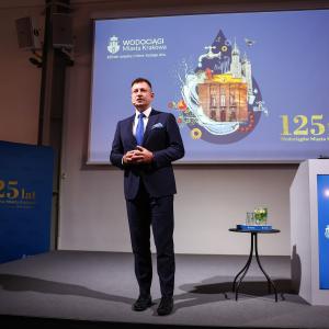 Uzbierał 122 mln zł na koncie, ale musi odejść. Klamka zapadła