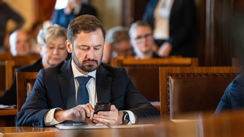 Gibała stchórzył przed rozmową z Miszalskim! Jest kolejne zaproszenie