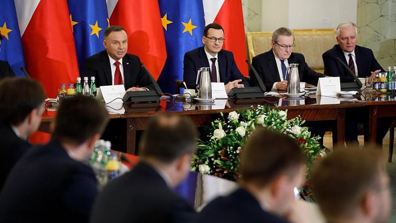 Nowa partia na prawicy? W tle tajne rozmowy z PSL