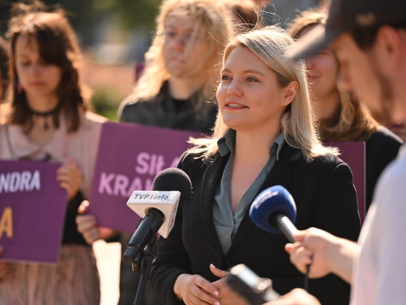 Kandydatka Razem mocno uderza w „święte krowy” i wchodzi do gry o prezydenturę!