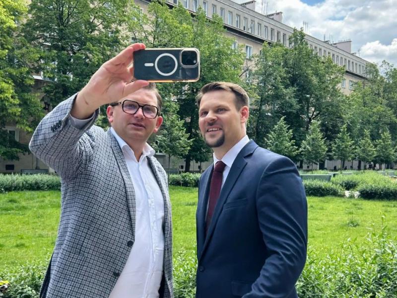 Ten rozłam zniszczył wszystko! Dramatyczna sytuacja kandydata PiS na prezydenta