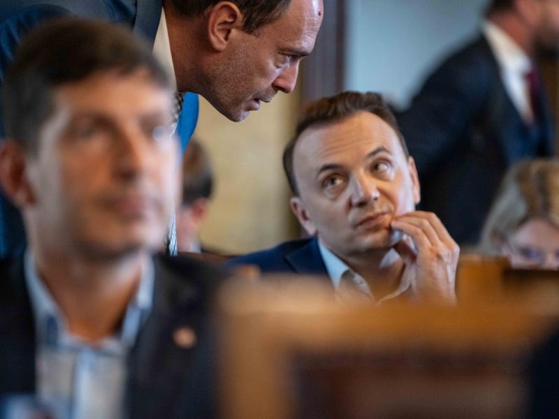 Zakaz rozmów „sam na sam”. Radni KO z ograniczeniem osobistych spotkań z prezydentem i jego zastępcami!
