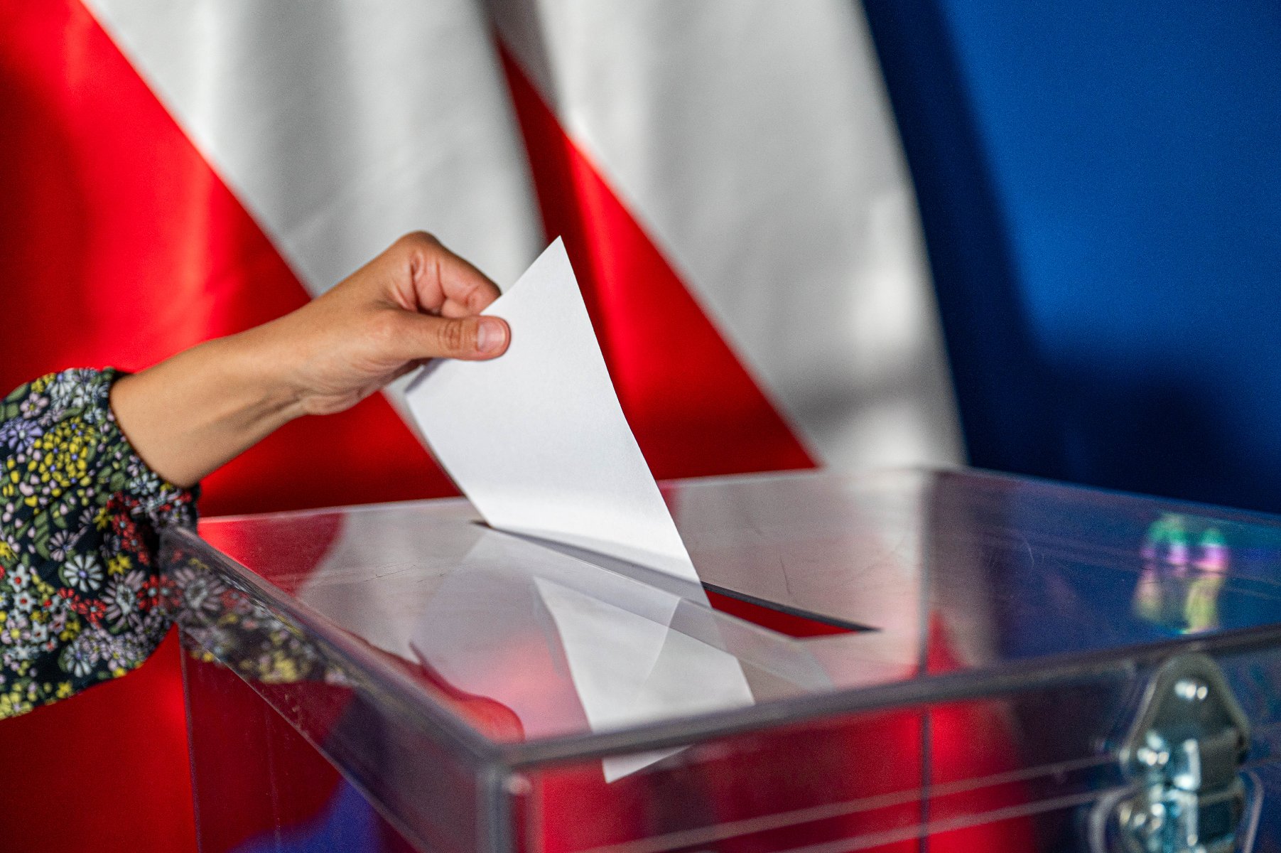 Wygrywasz wybory? To dopiero początek problemów. Przegrani paraliżują miasto